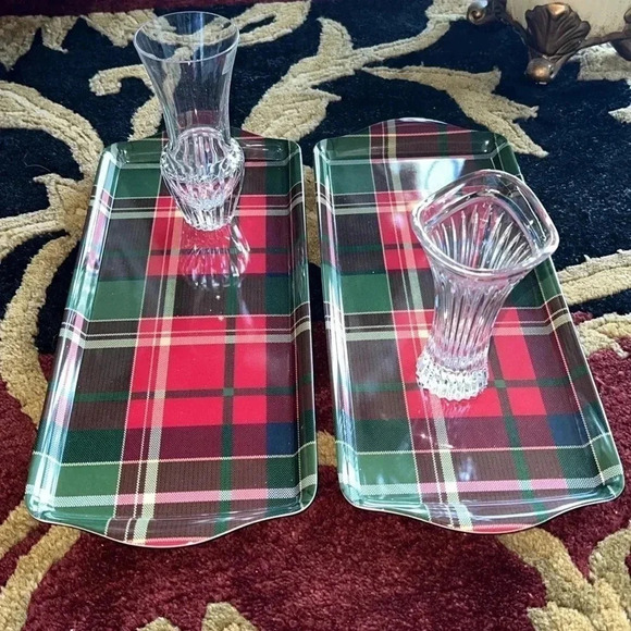 Tommy Bahama 2 Red Green Tartan Plaid Melamine Serving Platters Trays NWT - Picture 8 of 11